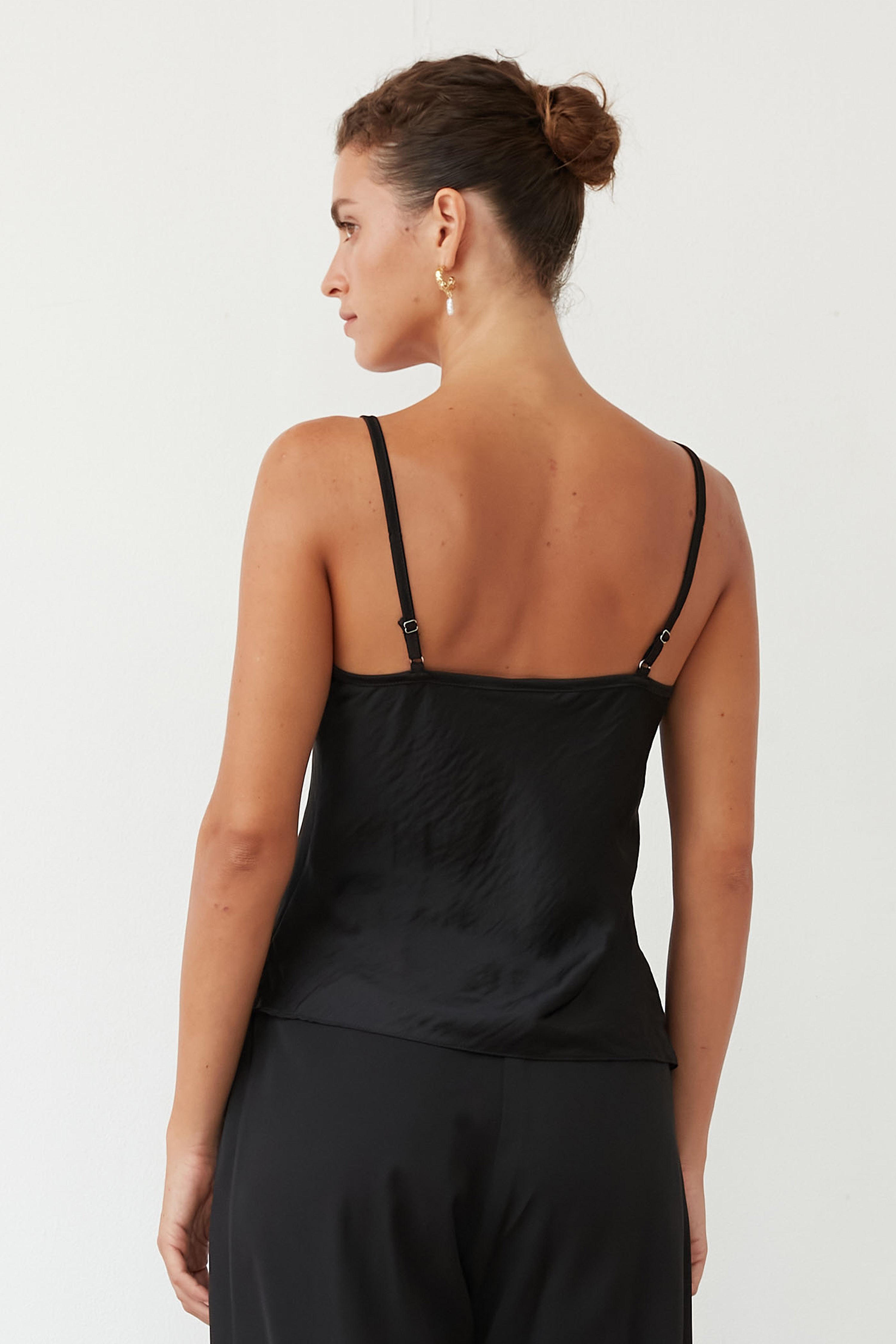 WENDY SLIP SATIN TOP BLACK