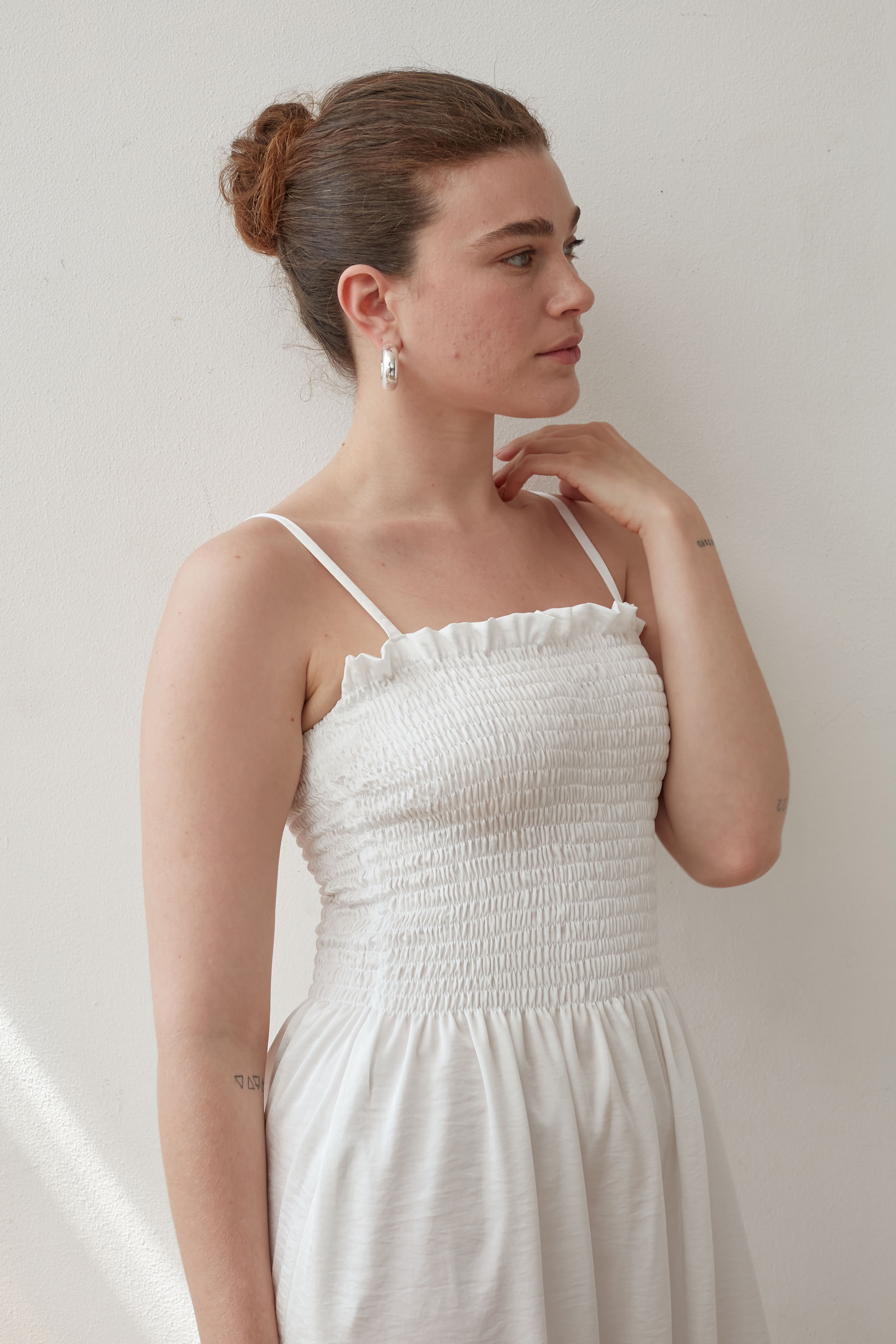 שמלת סאטן MOLY לבן