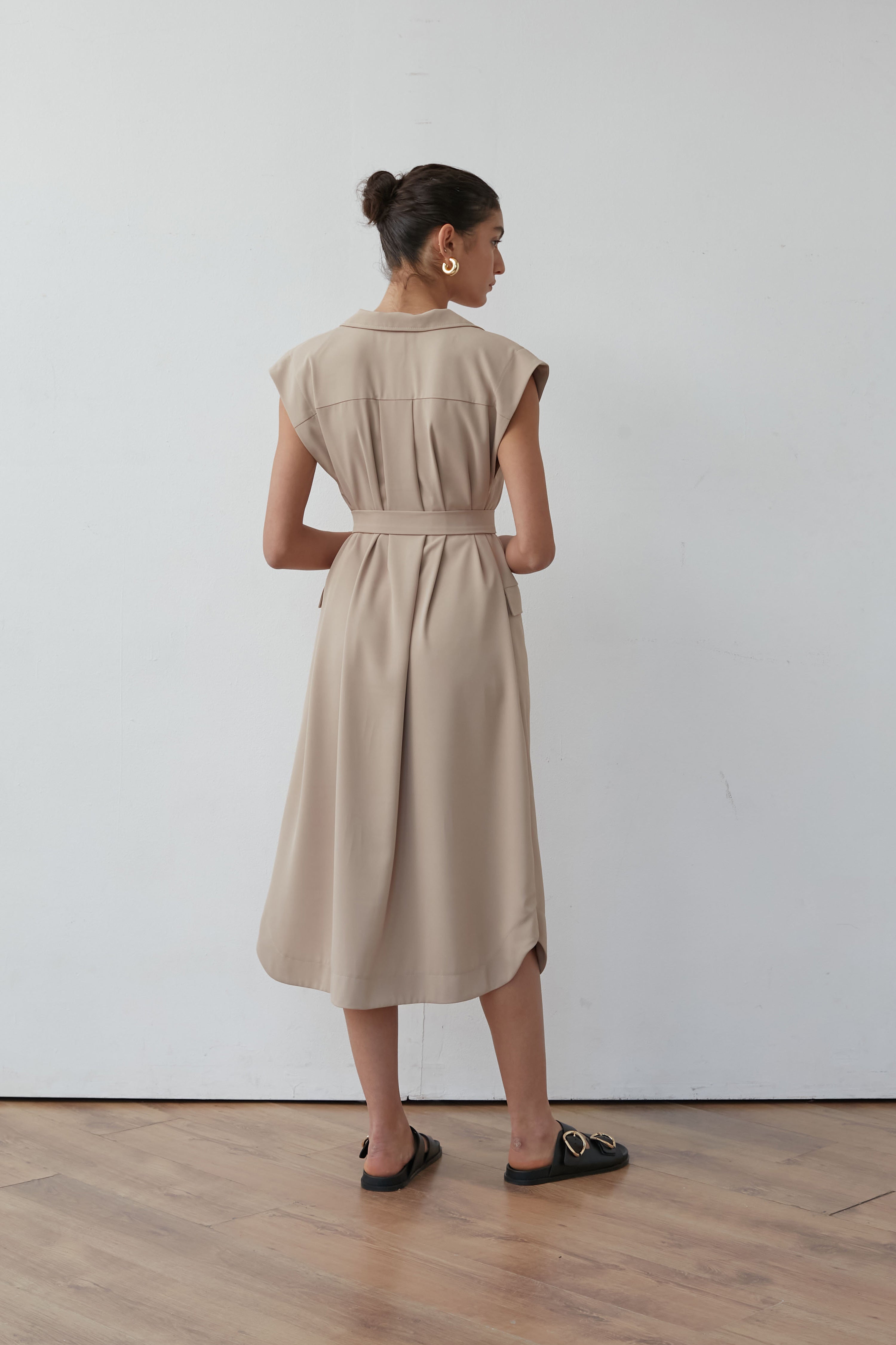 SNOBIT JACKET DRESS BEIGE